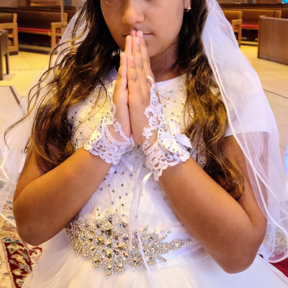 White Short Gloves Fingerless